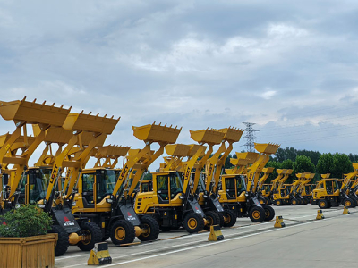 Petite chargeuse sur pneus