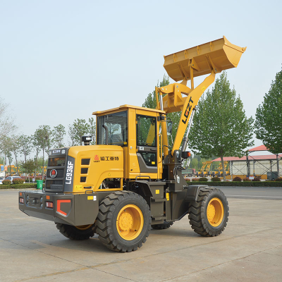 Máy xúc bánh lốp nhỏ gọn