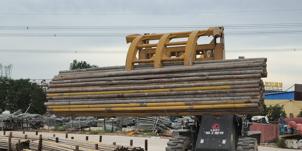 Loader Pitchfork Loader Pitchfork