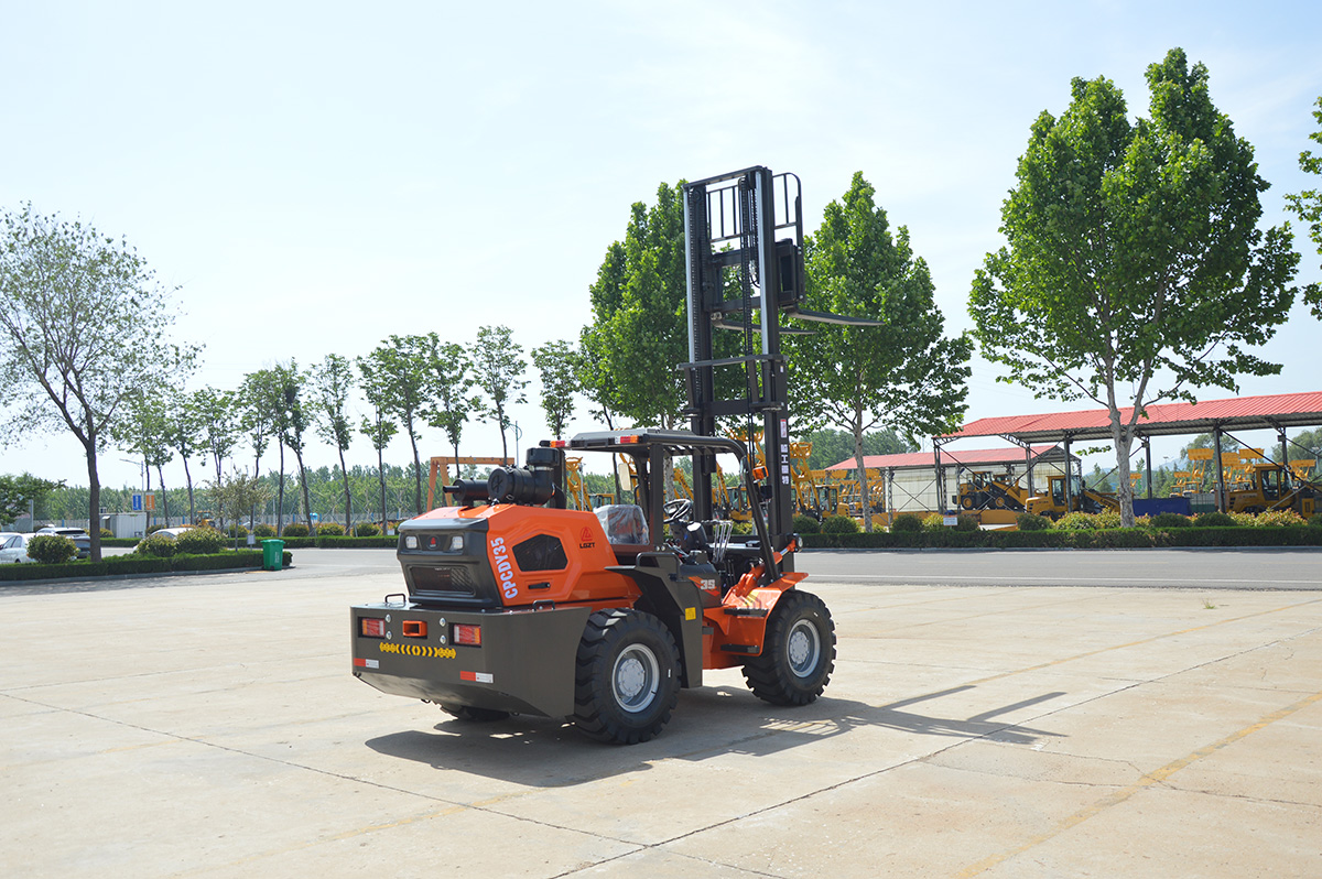 3.5T Rough Terrain Forklift 3.5T Rough Terrain Forklift